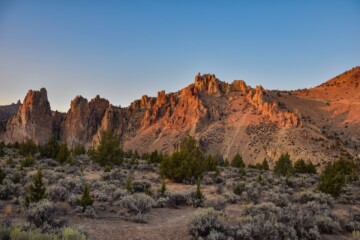 Smith-Rock-Central-Oregon-Outdoors-Hiking